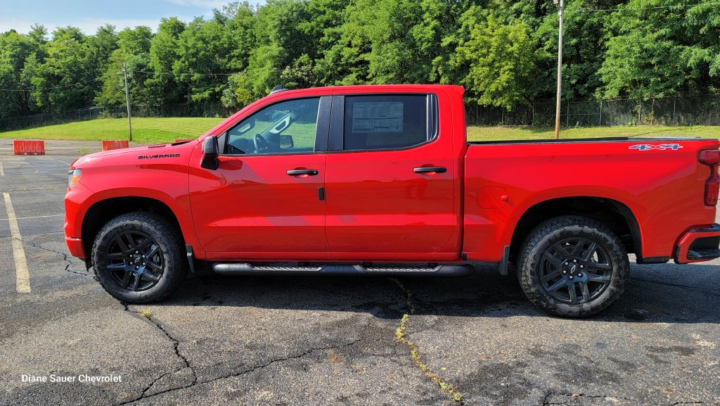 New 2026 Chevrolet Silverado 1500 Custom w/ Turbomax Blackout Package AWD/4WD image 7