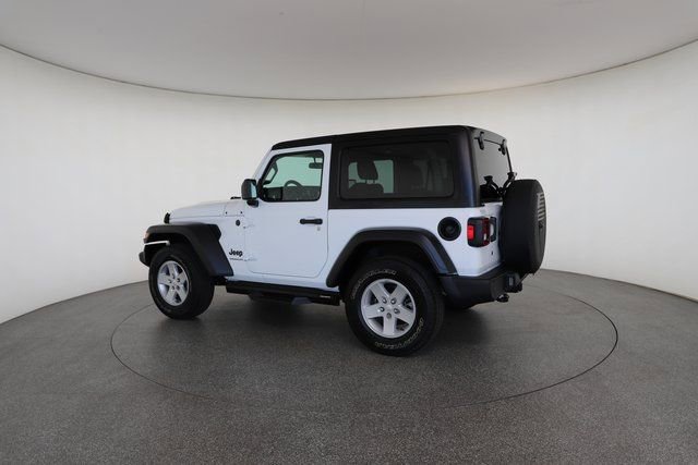 Used 2022 Jeep Wrangler Sport image 9