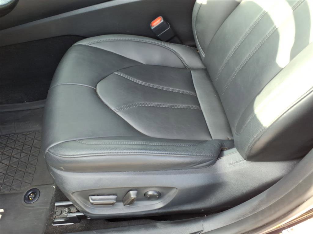 Used 2019 Toyota Avalon XLE w/ Moonroof Package FWD image 24