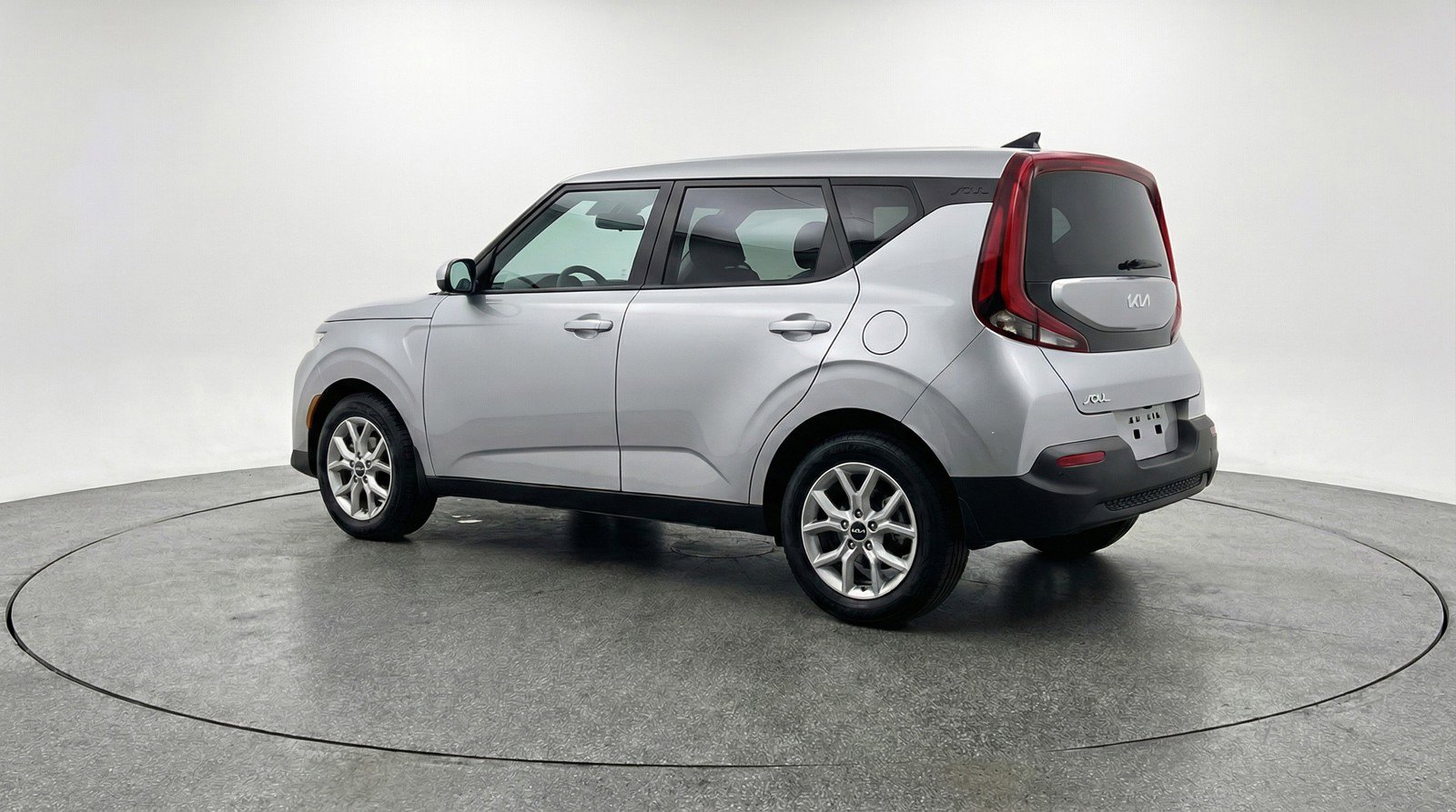 Used 2025 Kia Soul LX w/ LX Technology Package image 5