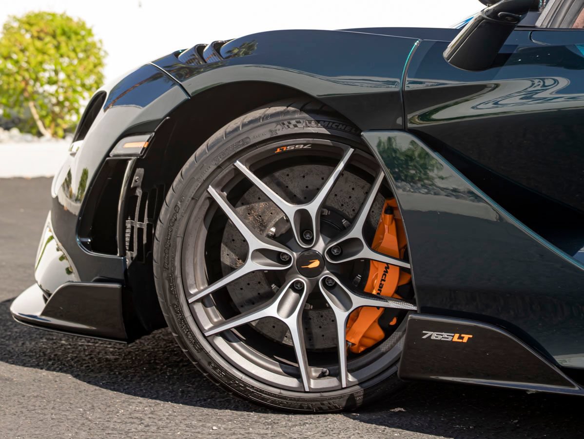 Used 2022 McLaren 765LT RWD image 17