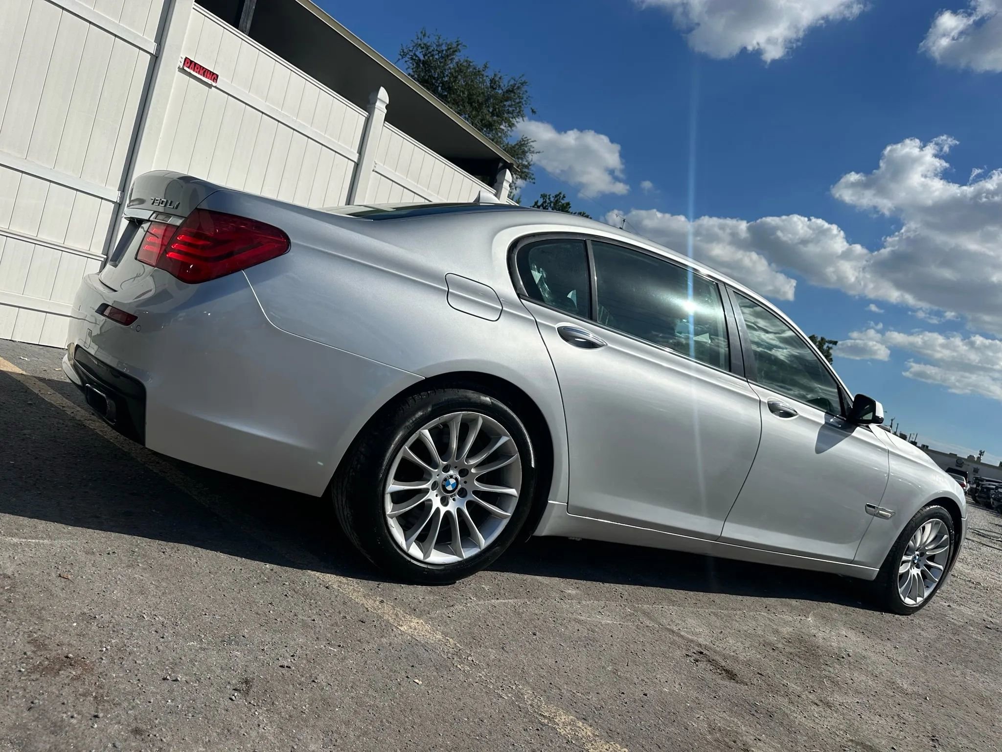 Used 2012 BMW 750Li image 4