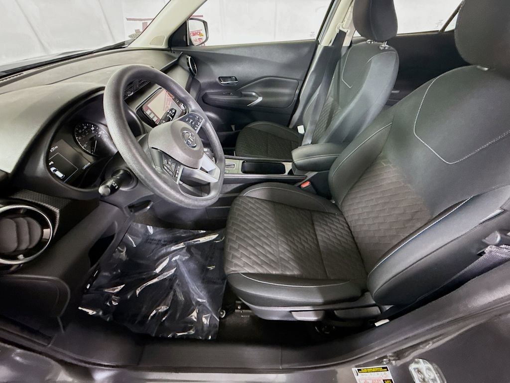 Certified 2021 Nissan Kicks SV FWD image 23
