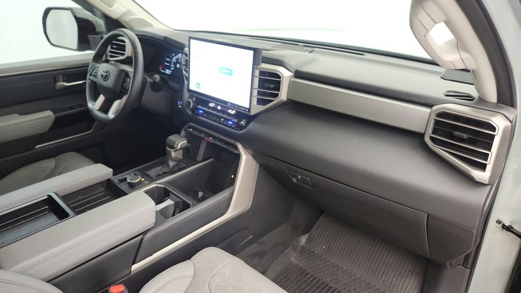 Used 2024 Toyota Tundra Limited AWD/4WD image 58