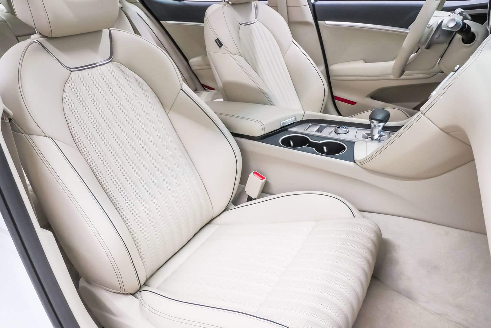 Certified 2026 Genesis G70 2.5T Prestige image 15