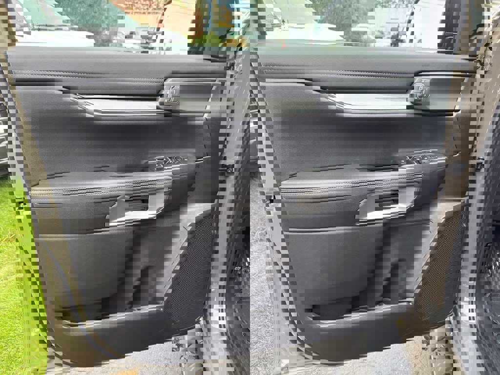 New 2025 Ford Ranger Lariat w/ FX4 Off-Road Package image 12