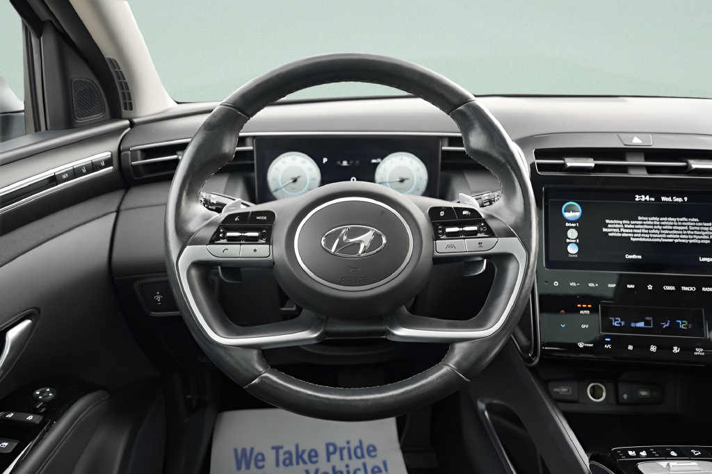 Certified 2022 Hyundai Tucson Limited w/ Winter Package AWD/4WD image 18