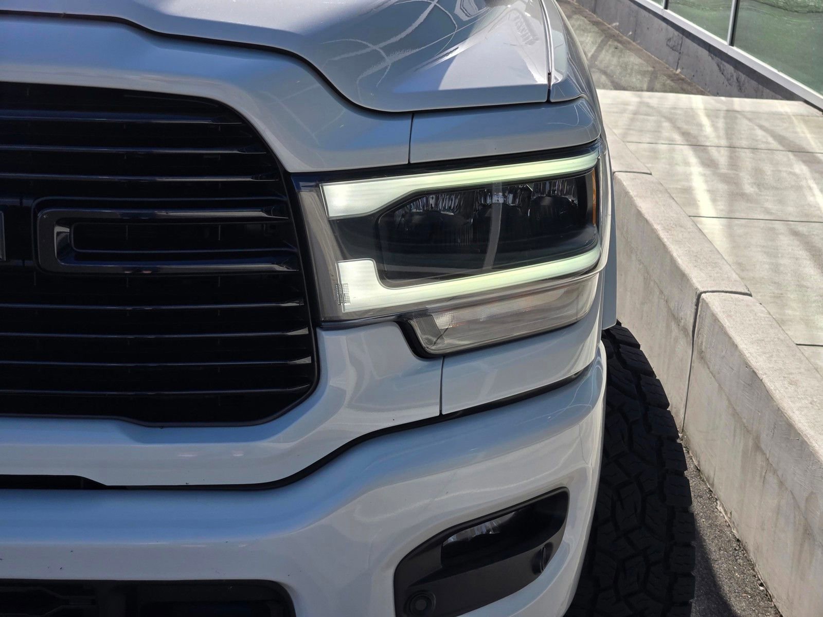 Used 2022 RAM 2500 Laramie w/ Night Edition AWD/4WD image 10