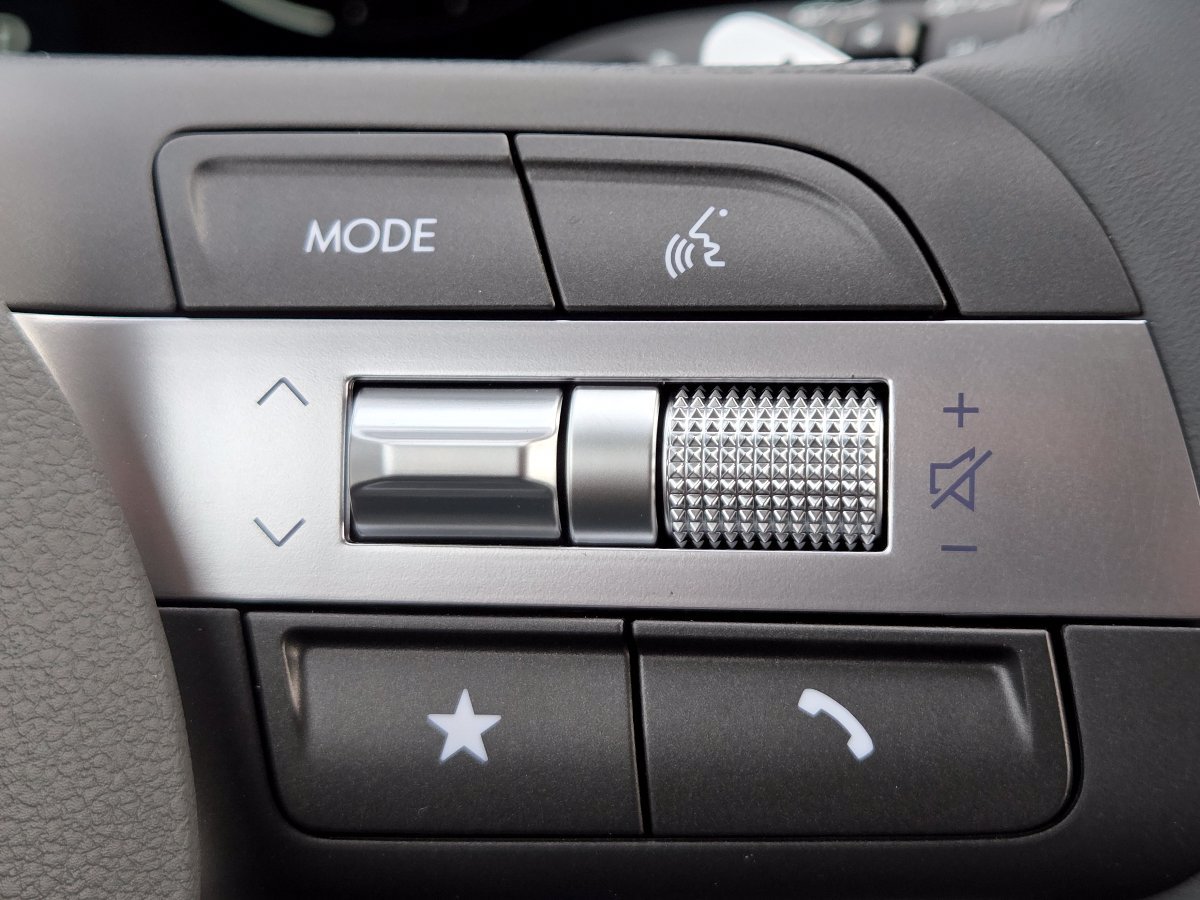 New 2027 Hyundai Kona Limited AWD/4WD image 36