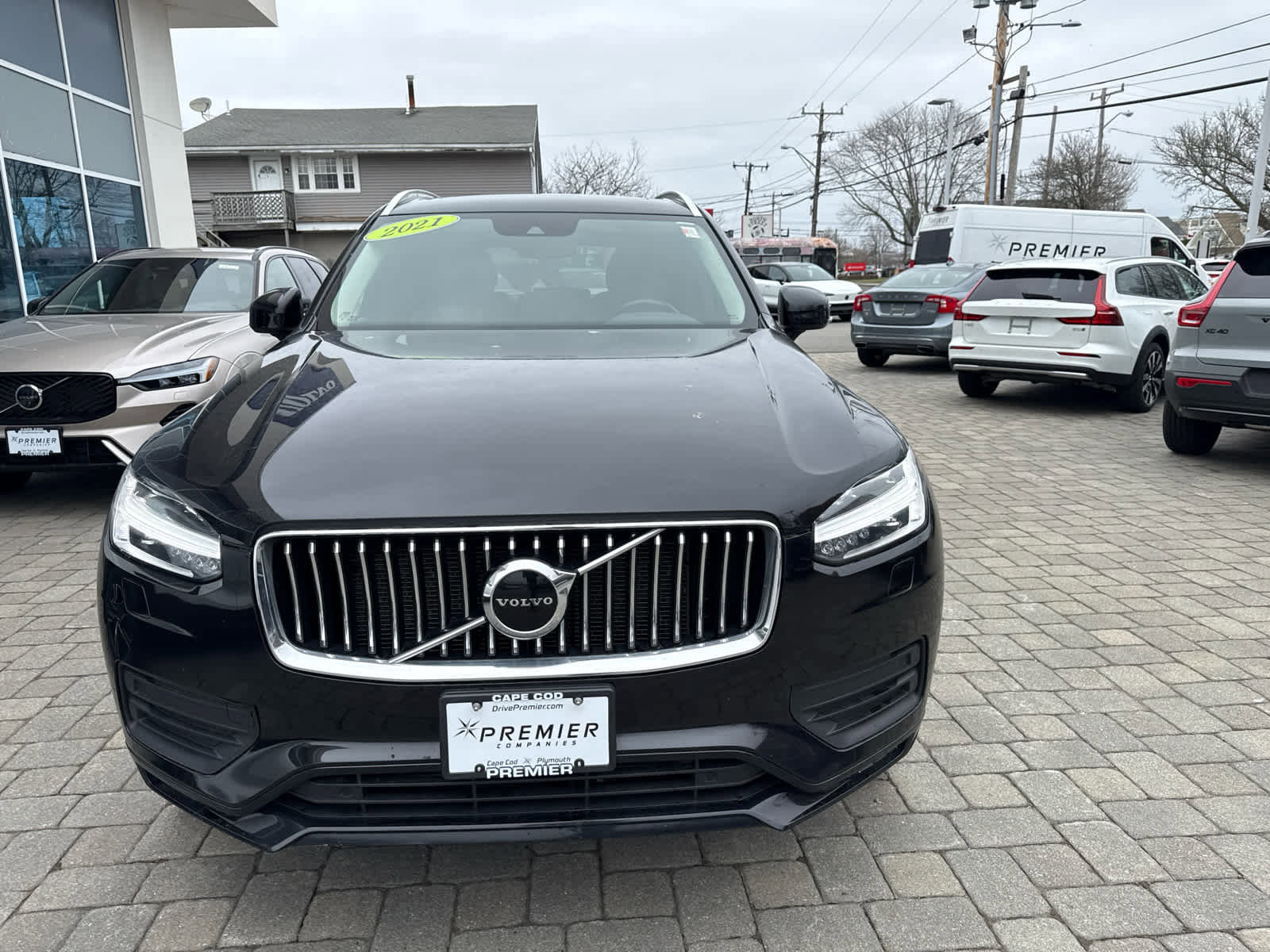 Used 2021 Volvo XC90 T6 Momentum image 40