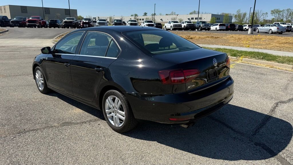 Used 2017 Volkswagen Jetta S w/ Jetta S Cold Weather Package FWD image 5