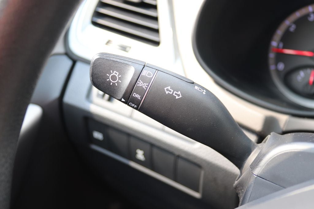 Used 2015 Hyundai Santa Fe Sport AWD/4WD image 14
