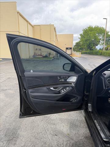 Used 2019 Mercedes-Benz S 450 Sedan image 21