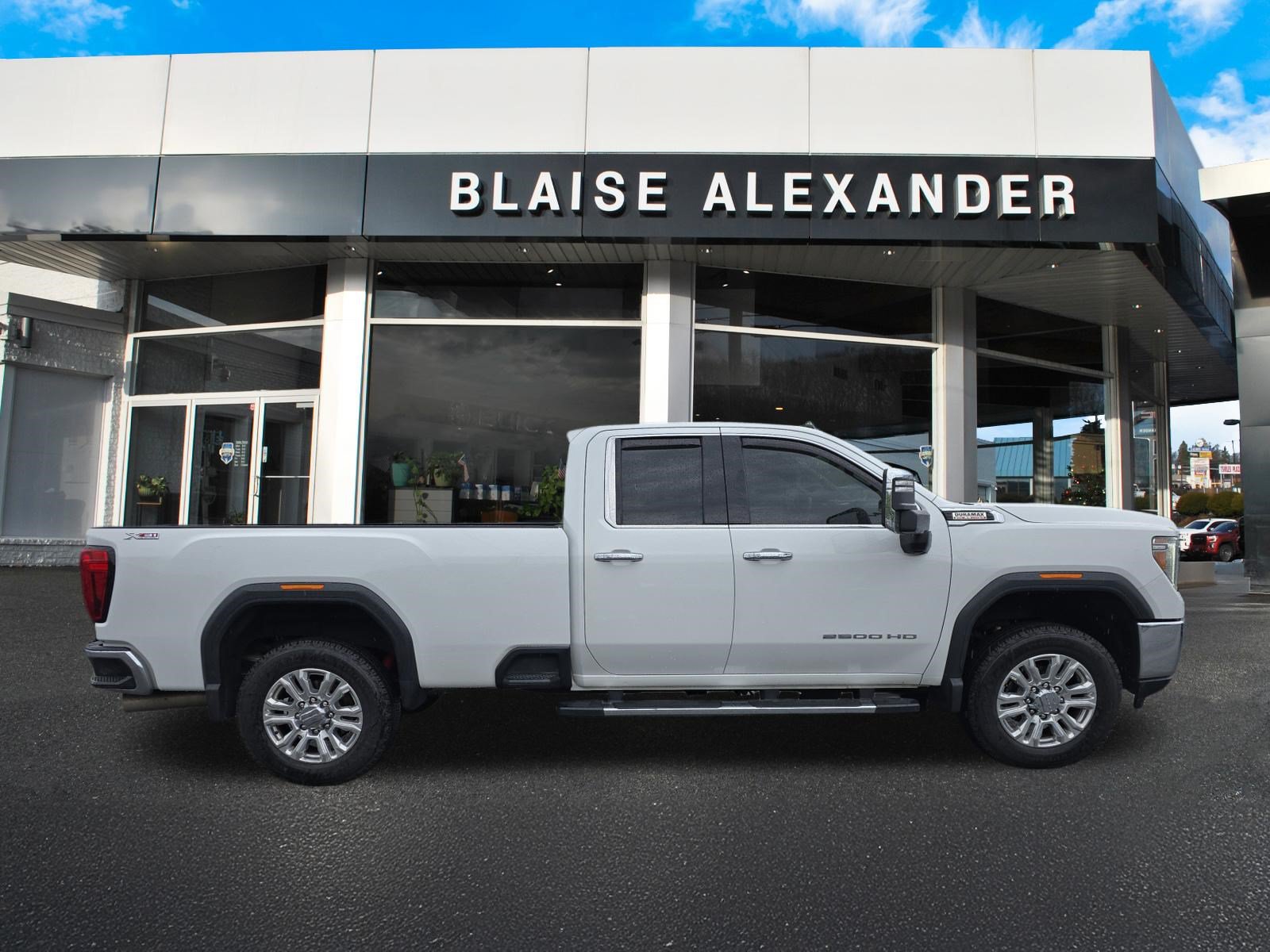 Used 2022 GMC Sierra 2500 SLT w/ SLT Premium Package AWD/4WD video 2