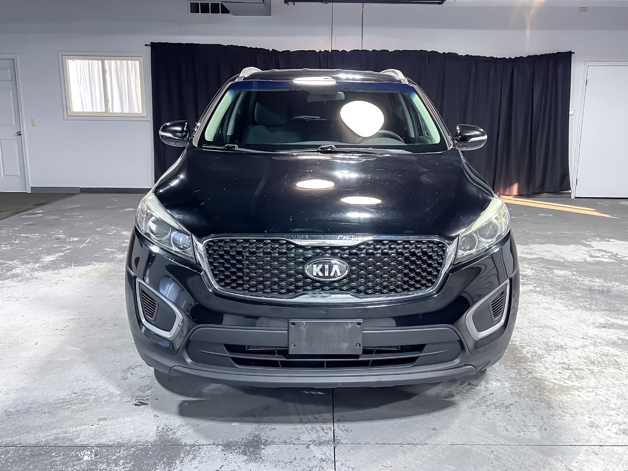 Used 2016 Kia Sorento LX image 3