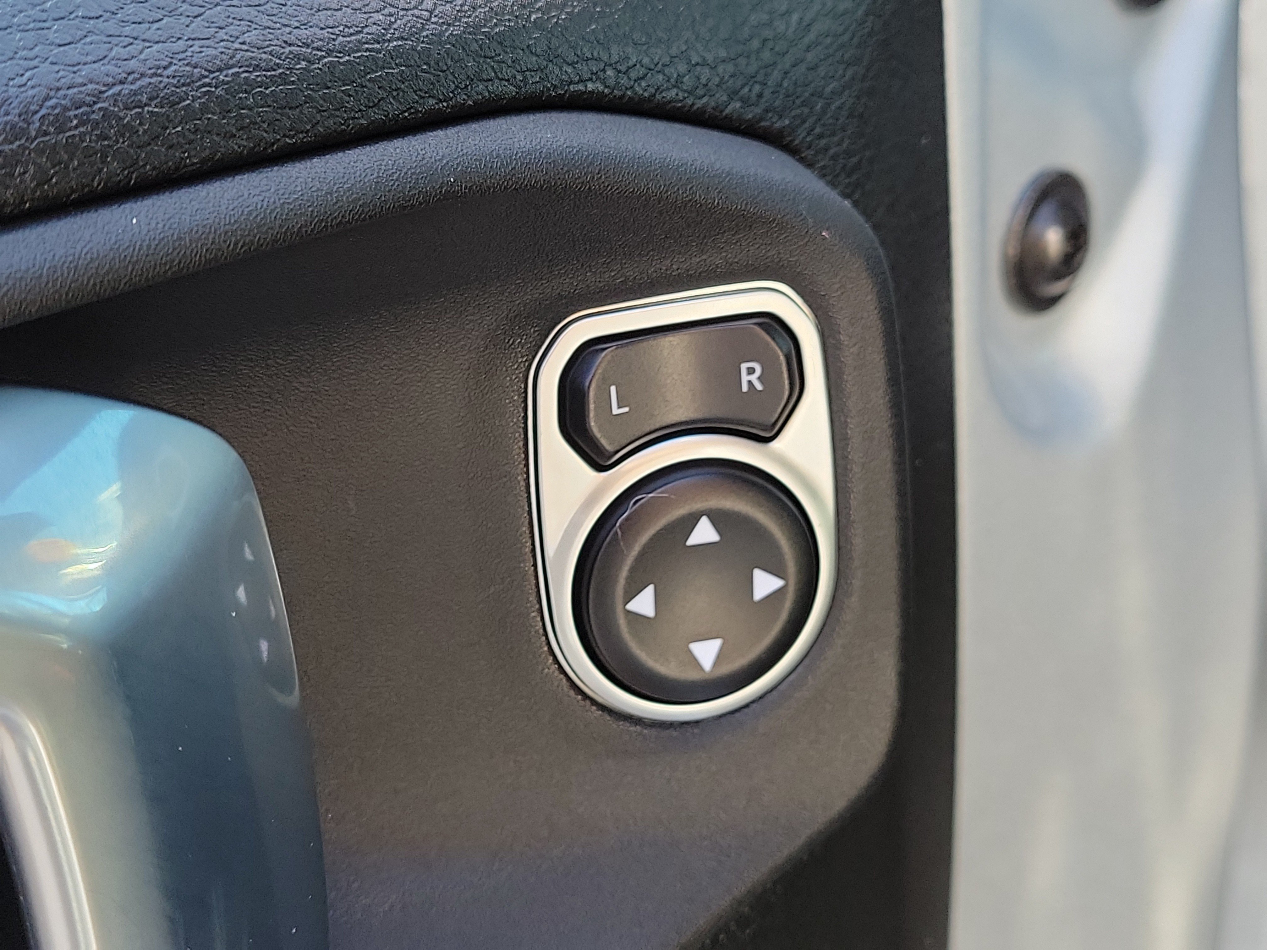 Used 2024 Jeep Wrangler Unlimited Sport AWD/4WD image 19