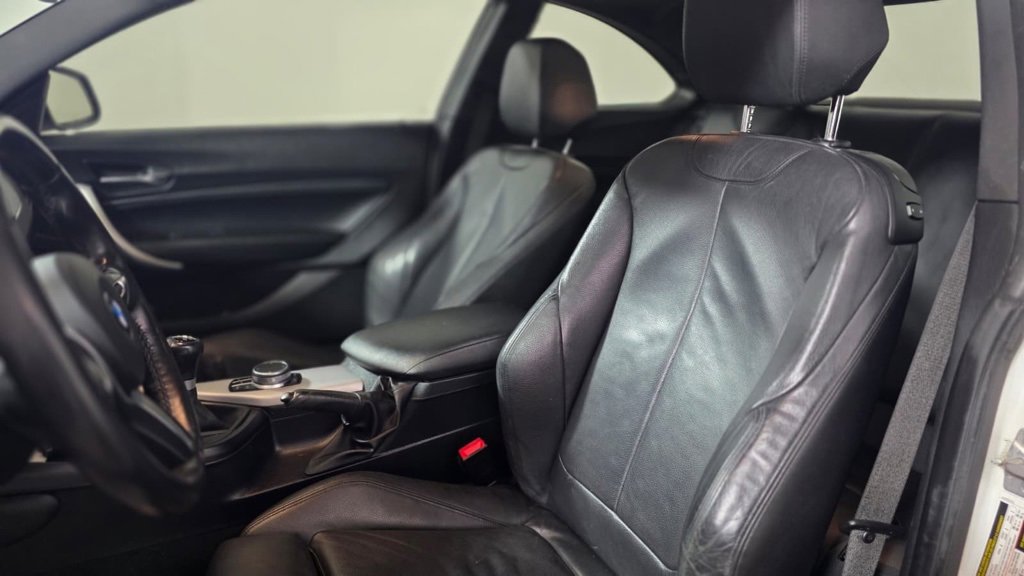 Used 2018 BMW M240i Coupe image 16