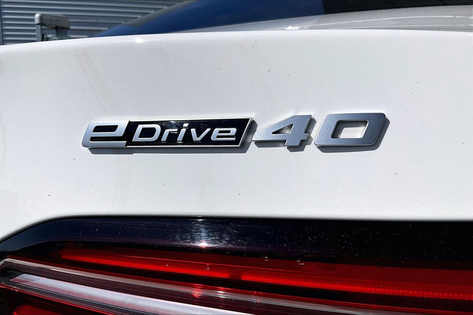 Used 2024 BMW i5 eDrive40i w/ M Sport Package image 8