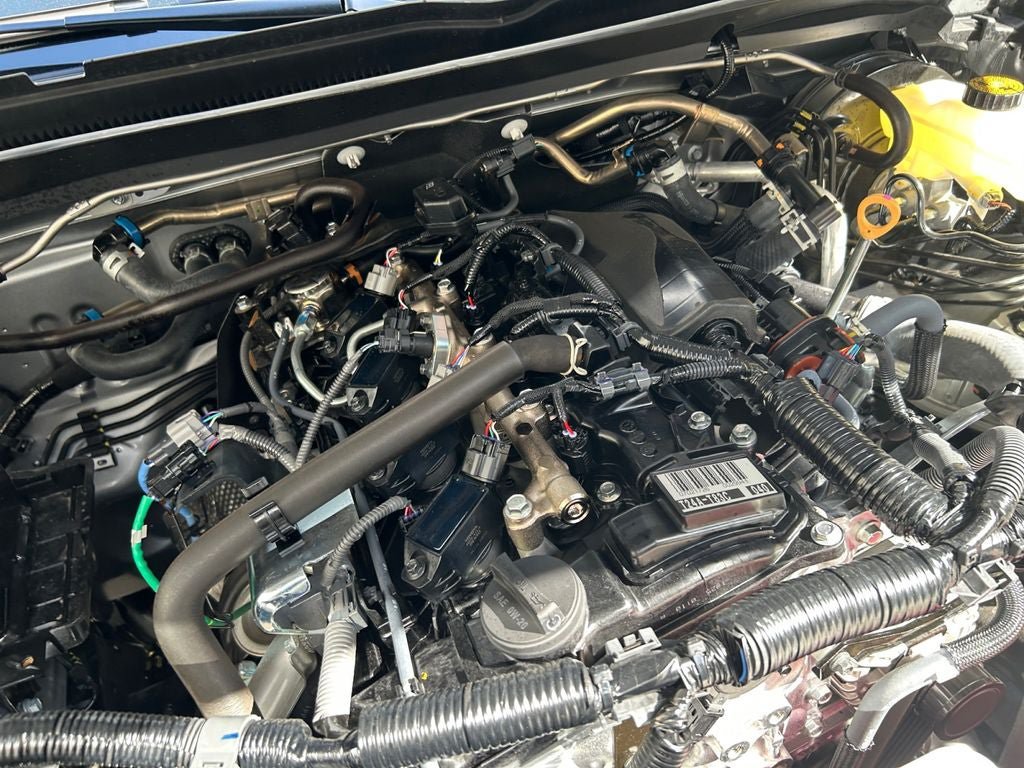 Used 2025 Toyota Tacoma SR5 AWD/4WD image 30
