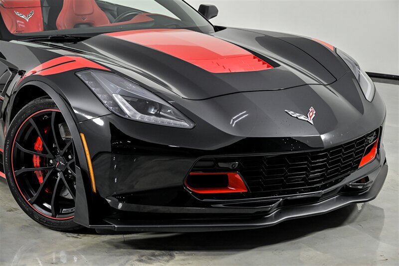 Used 2019 Chevrolet Corvette Grand Sport RWD image 2
