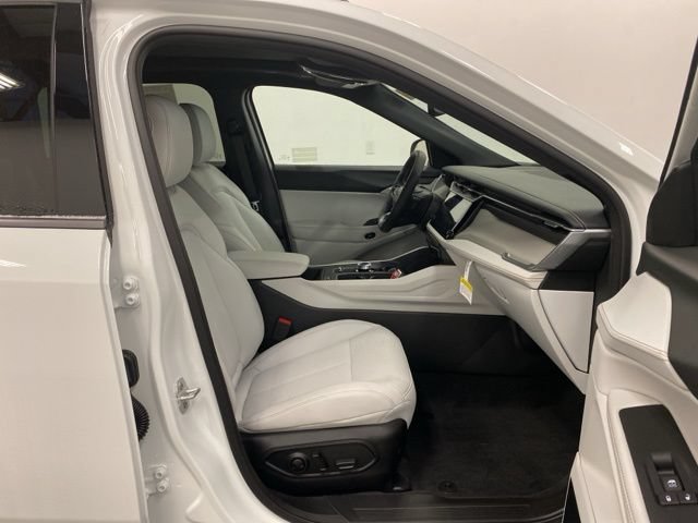 Used 2026 Jeep Cherokee Limited AWD/4WD image 24