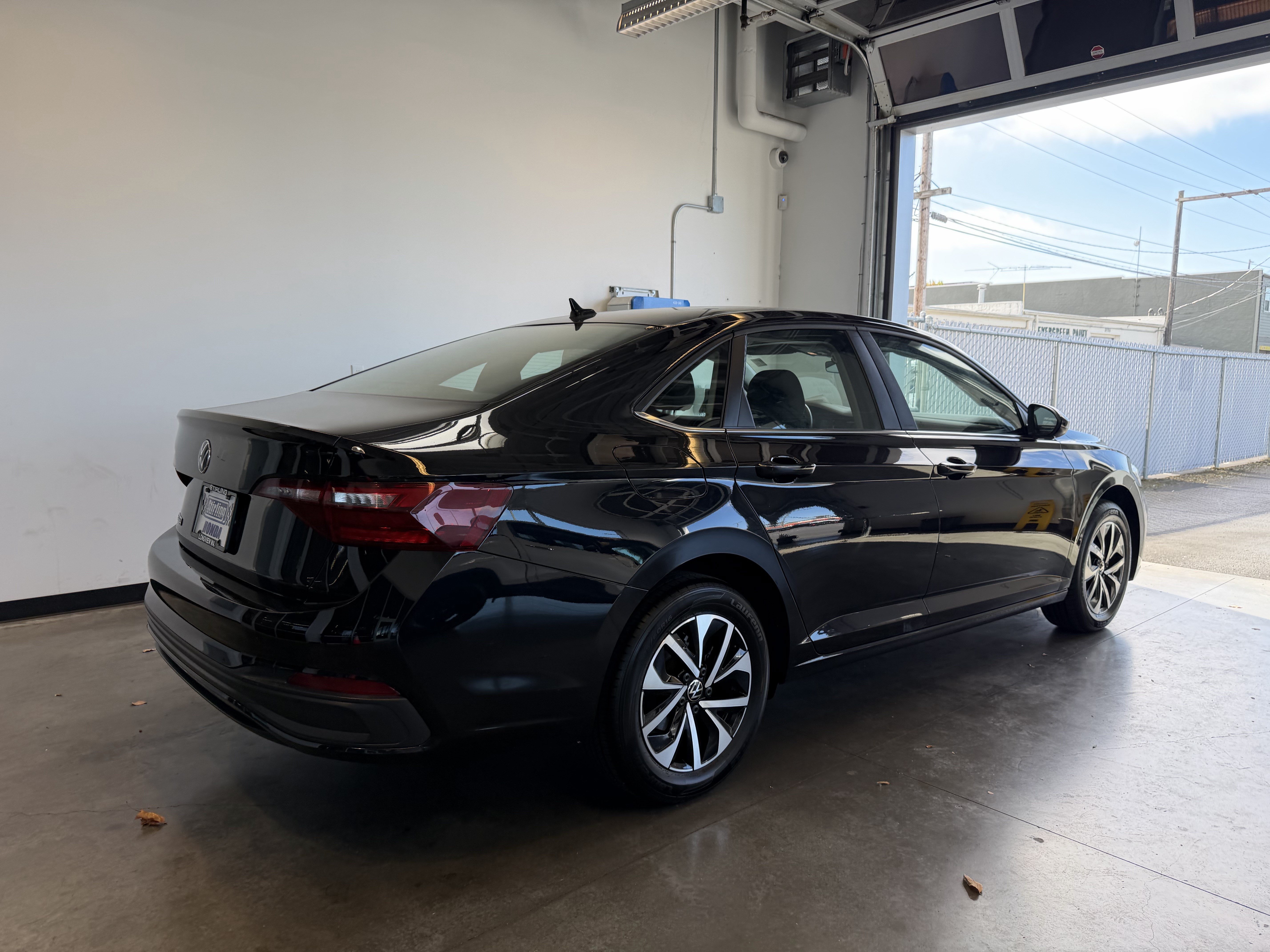 Used 2024 Volkswagen Jetta S FWD image 3
