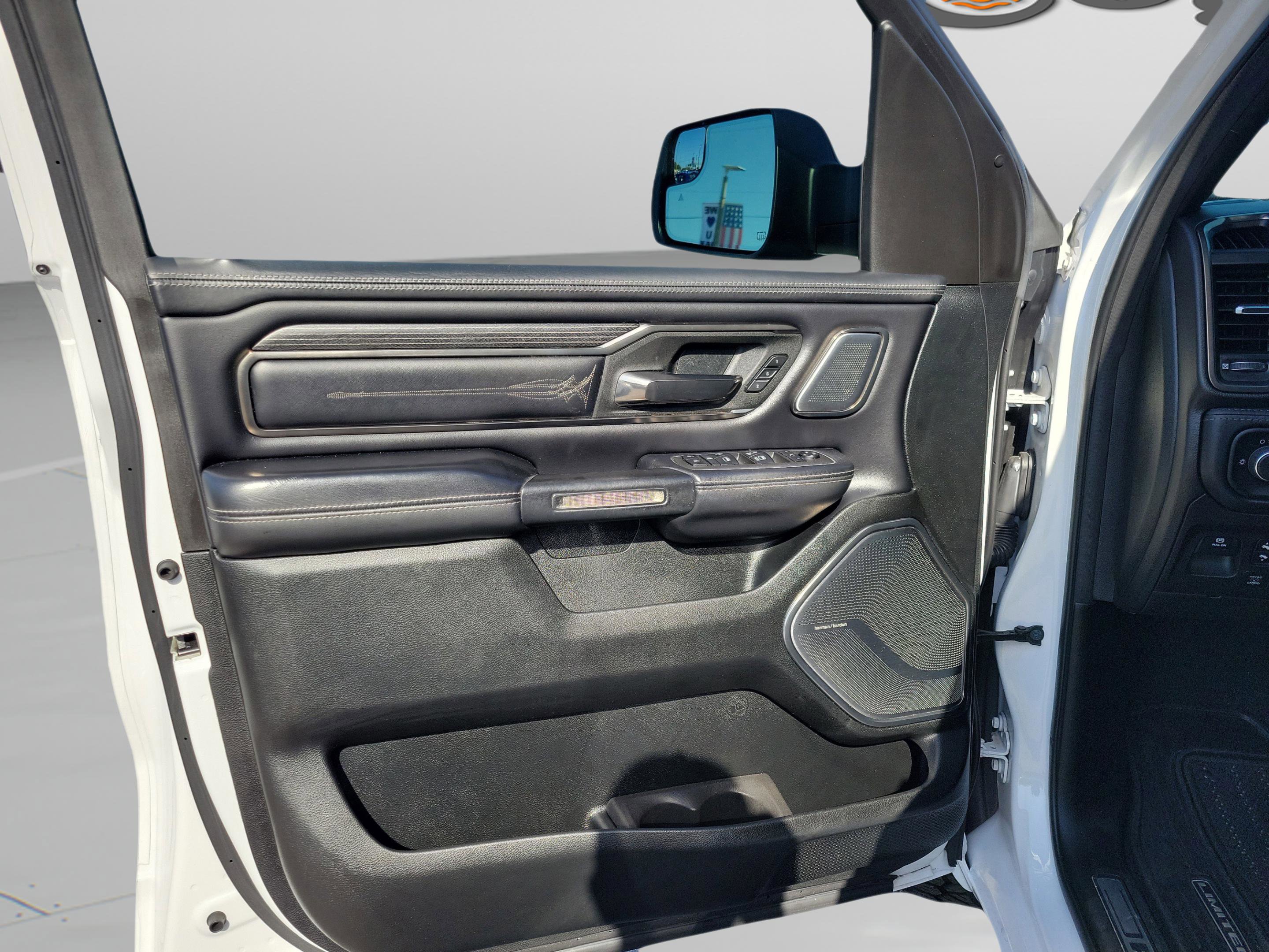 Used 2021 RAM 1500 Limited w/ Night Edition image 31