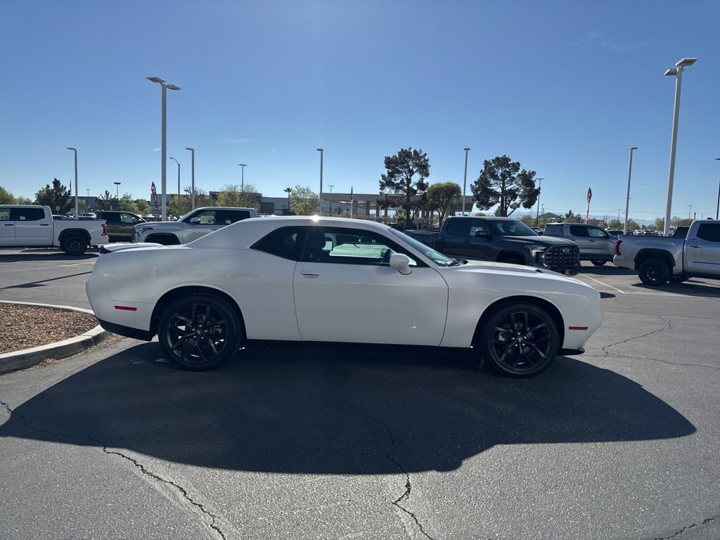 Used 2023 Dodge Challenger SXT w/ Blacktop Package image 5
