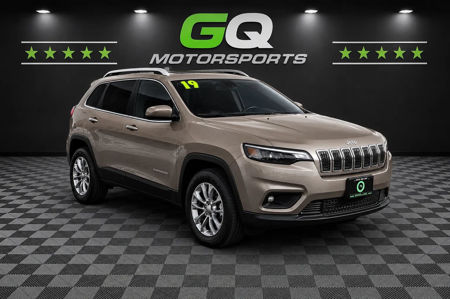 Used 2019 Jeep Cherokee Latitude Plus AWD/4WD image 1