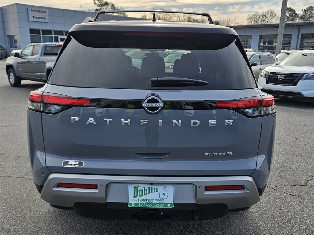 New 2025 Nissan Pathfinder Platinum image 9
