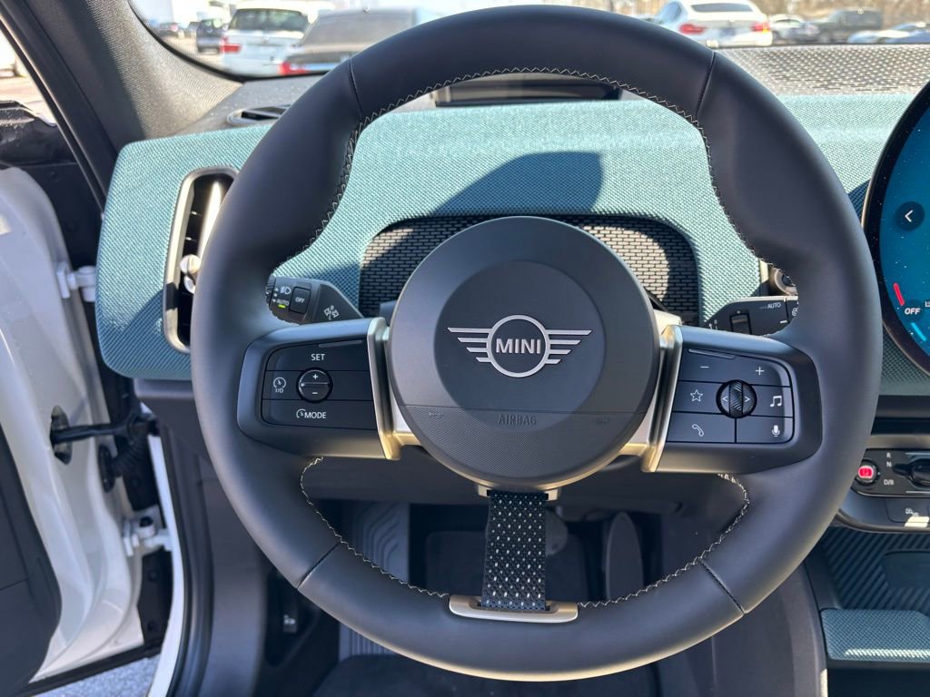 New 2025 MINI Cooper Countryman SE w/ Comfort Package Max image 16