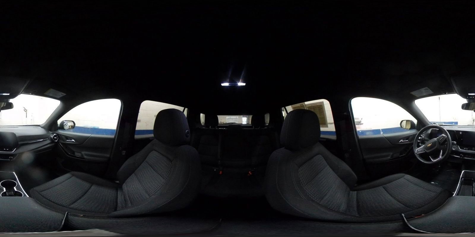 Used 2025 Chevrolet Equinox LT FWD image 38