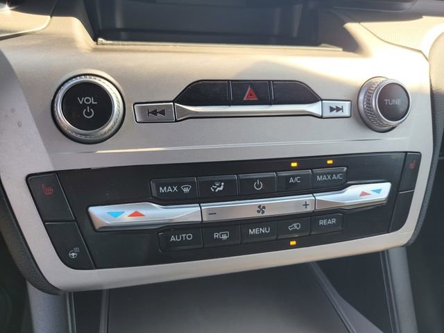 Certified 2022 Ford Explorer XLT w/ Equipment Group 202A image 24