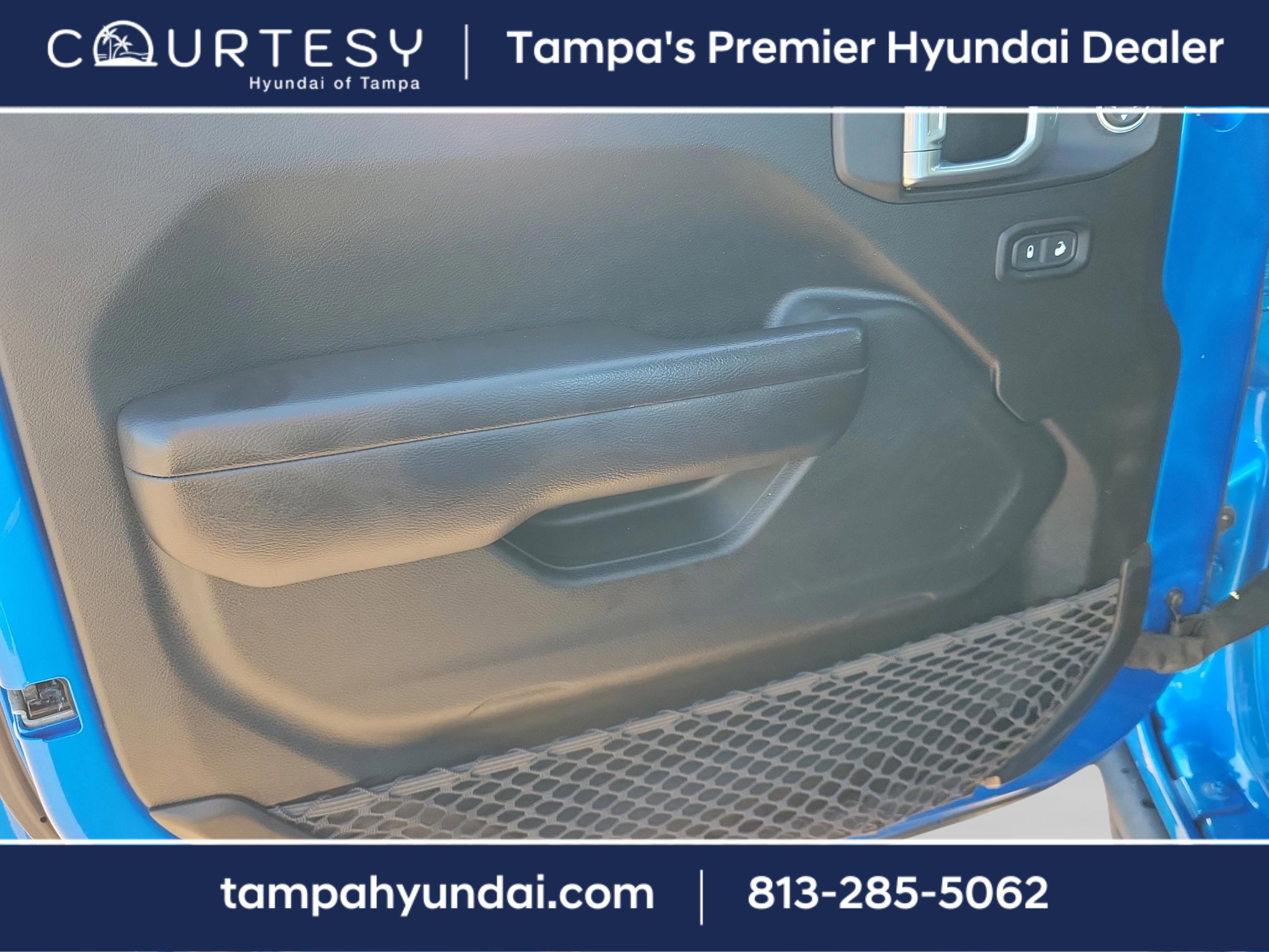 Used 2021 Jeep Gladiator Sport image 16