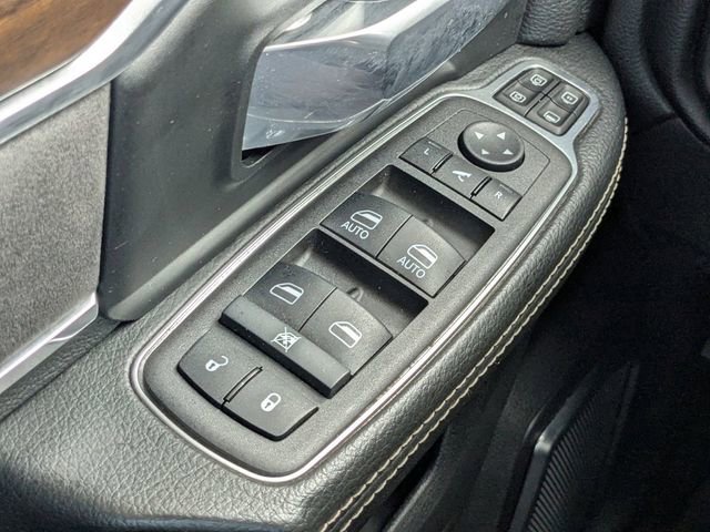 Used 2024 RAM 2500 Laramie AWD/4WD image 22