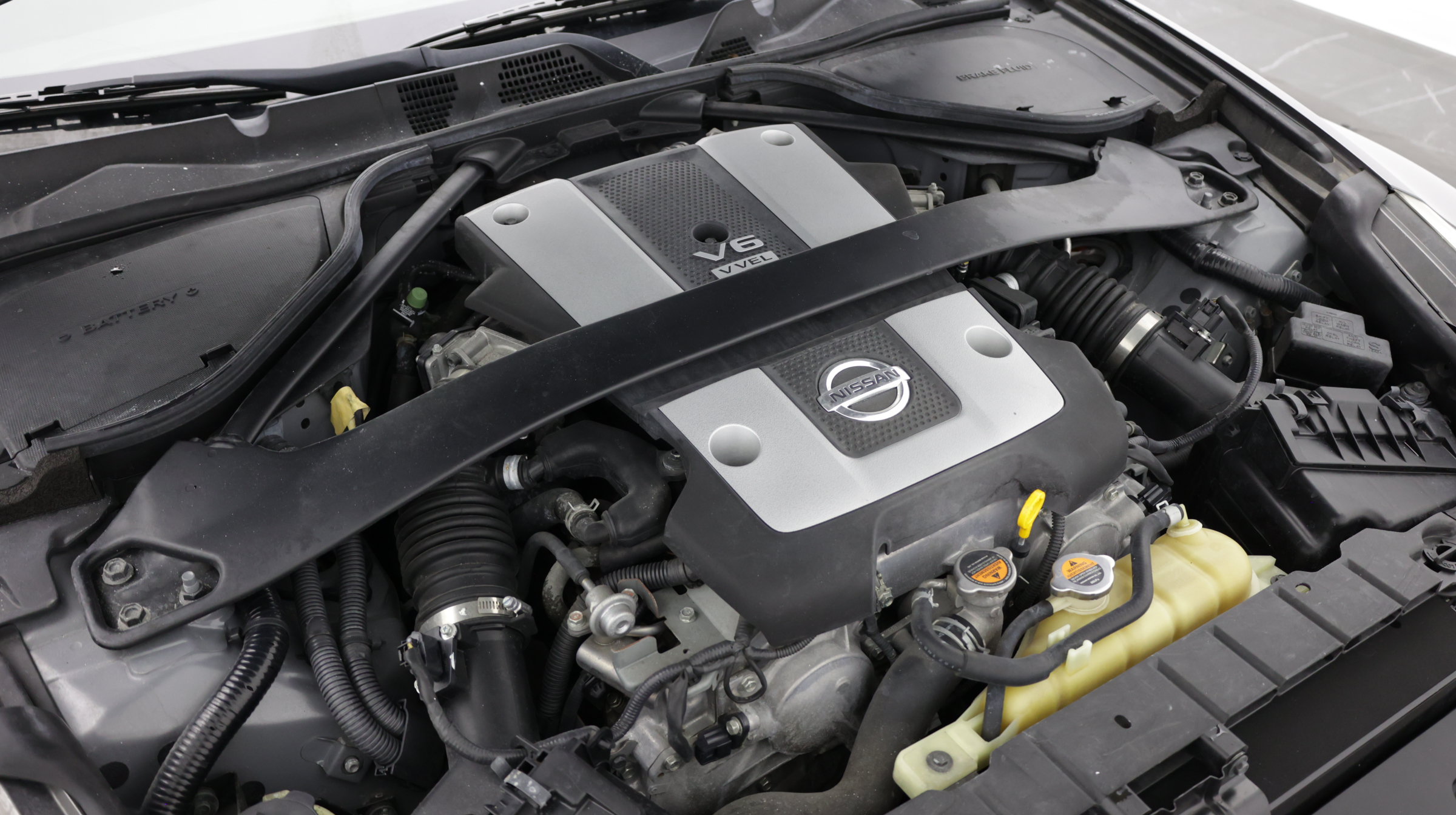 Used 2017 Nissan 370Z Coupe RWD image 31