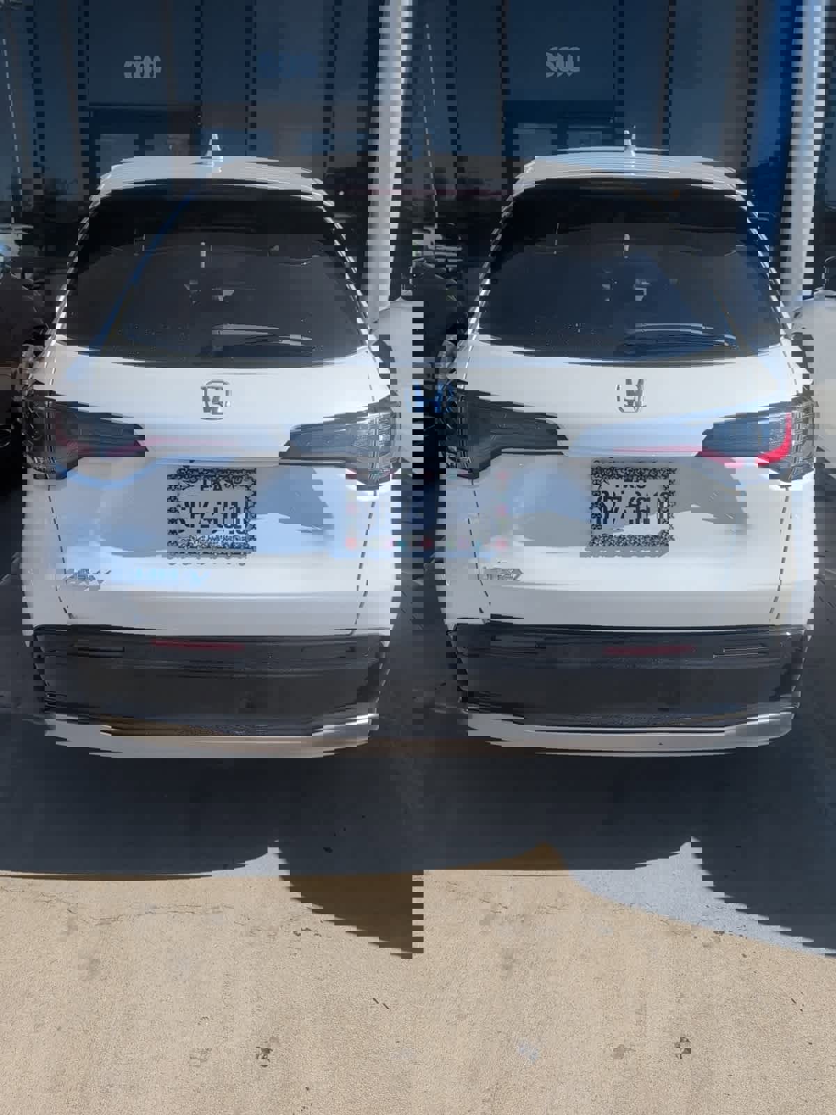 Used 2023 Honda HR-V EX-L image 4