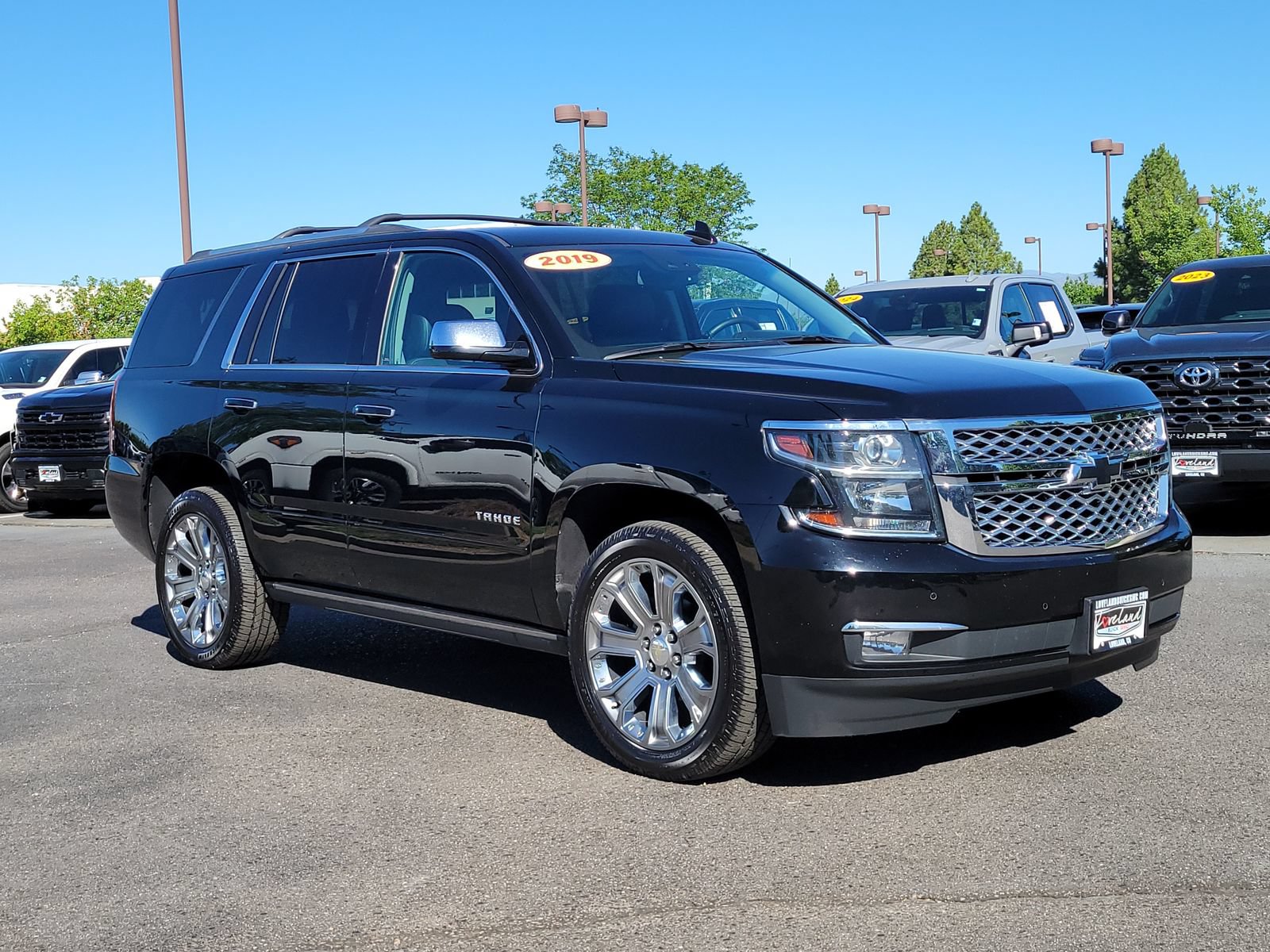 Used 2019 Chevrolet Tahoe Premier AWD/4WD image 1