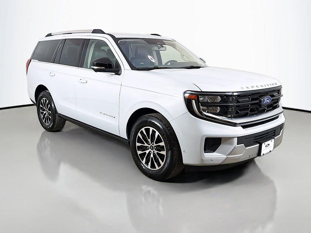 Used 2025 Ford Expedition Platinum AWD/4WD image 2