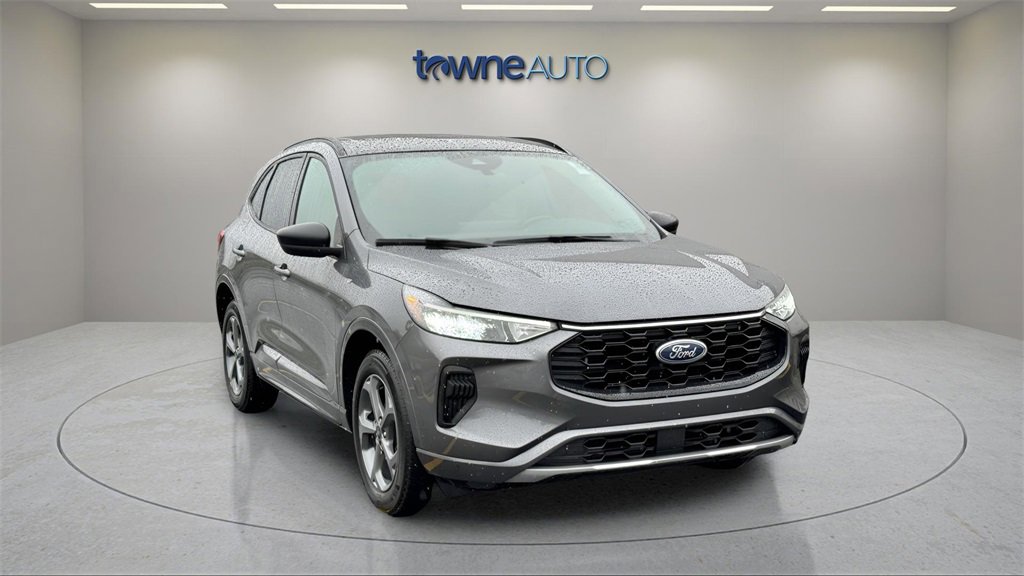 Used 2023 Ford Escape ST-Line w/ Tech Pack #1 image 7