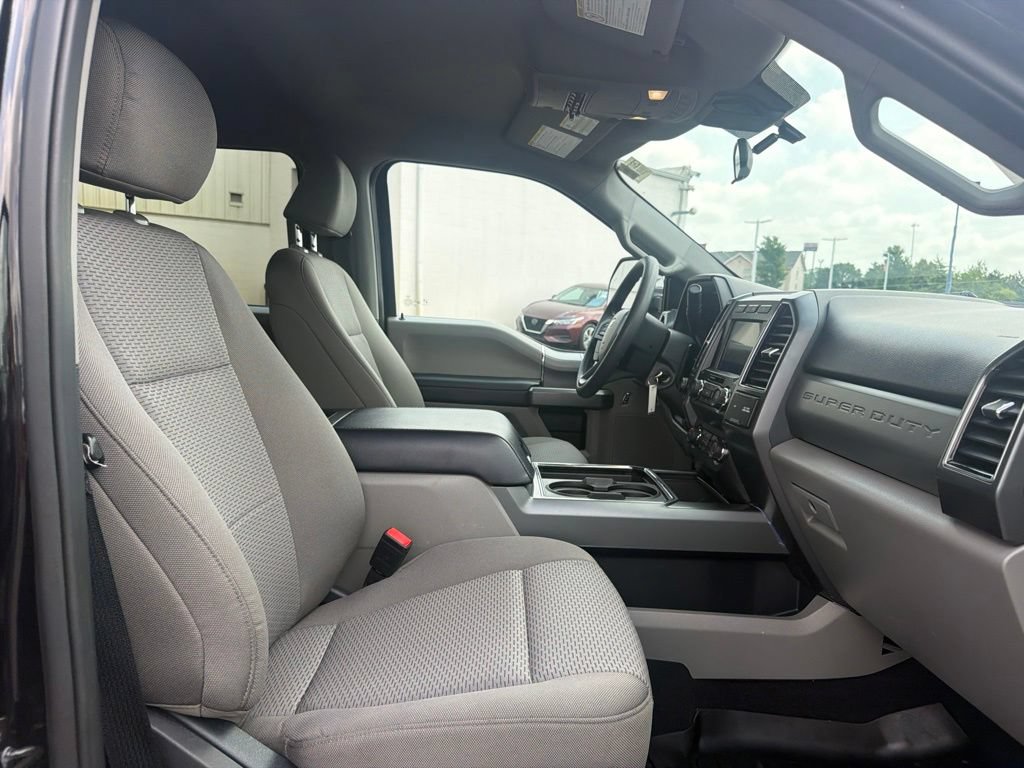 Used 2022 Ford F350 XLT w/ XLT Premium Package AWD/4WD image 39