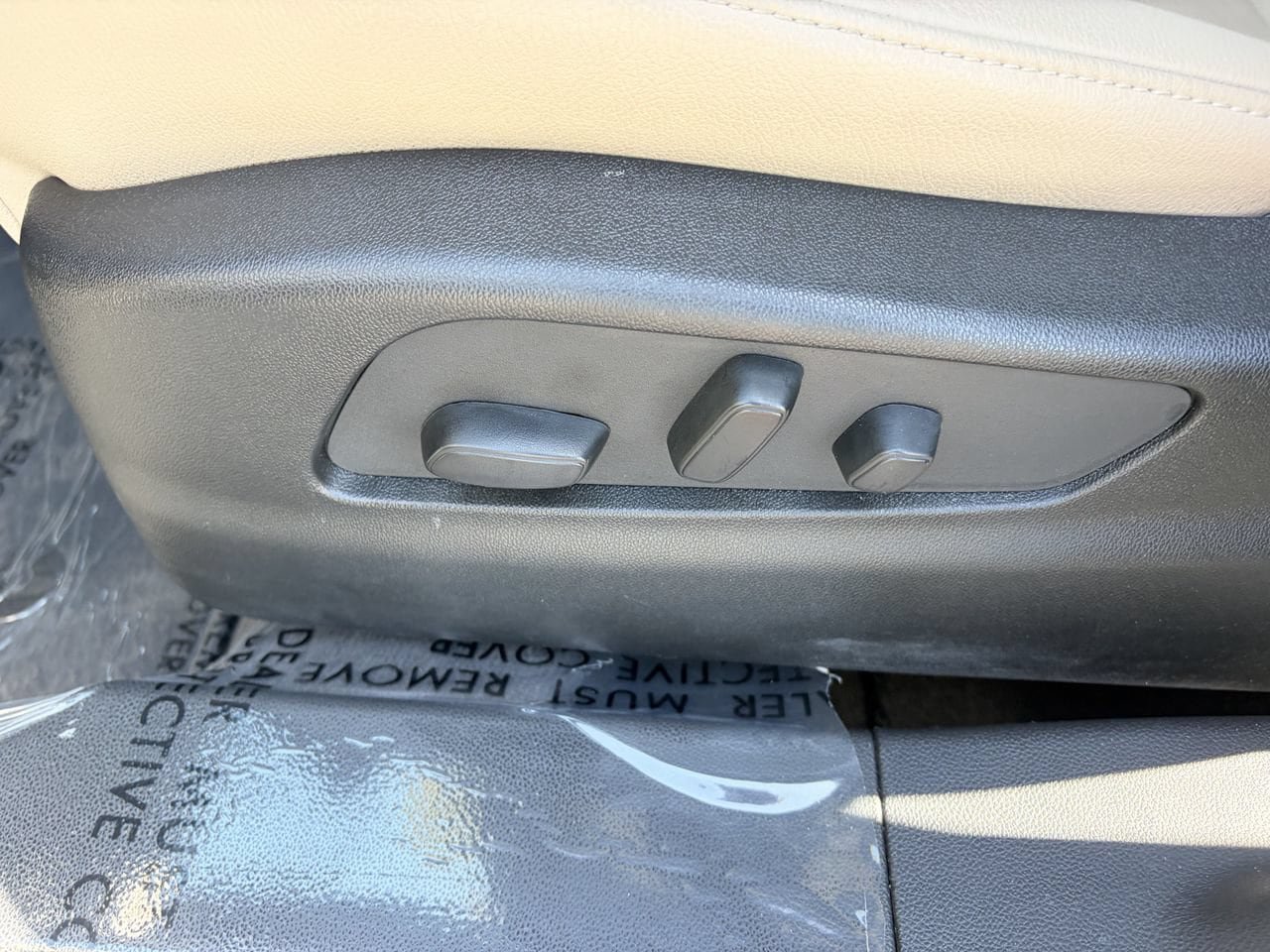 Certified 2024 Cadillac XT4 Luxury FWD image 21