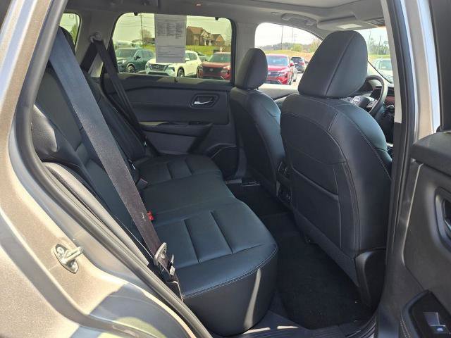 Certified 2025 Nissan Rogue SL w/ SL Premium Package image 15