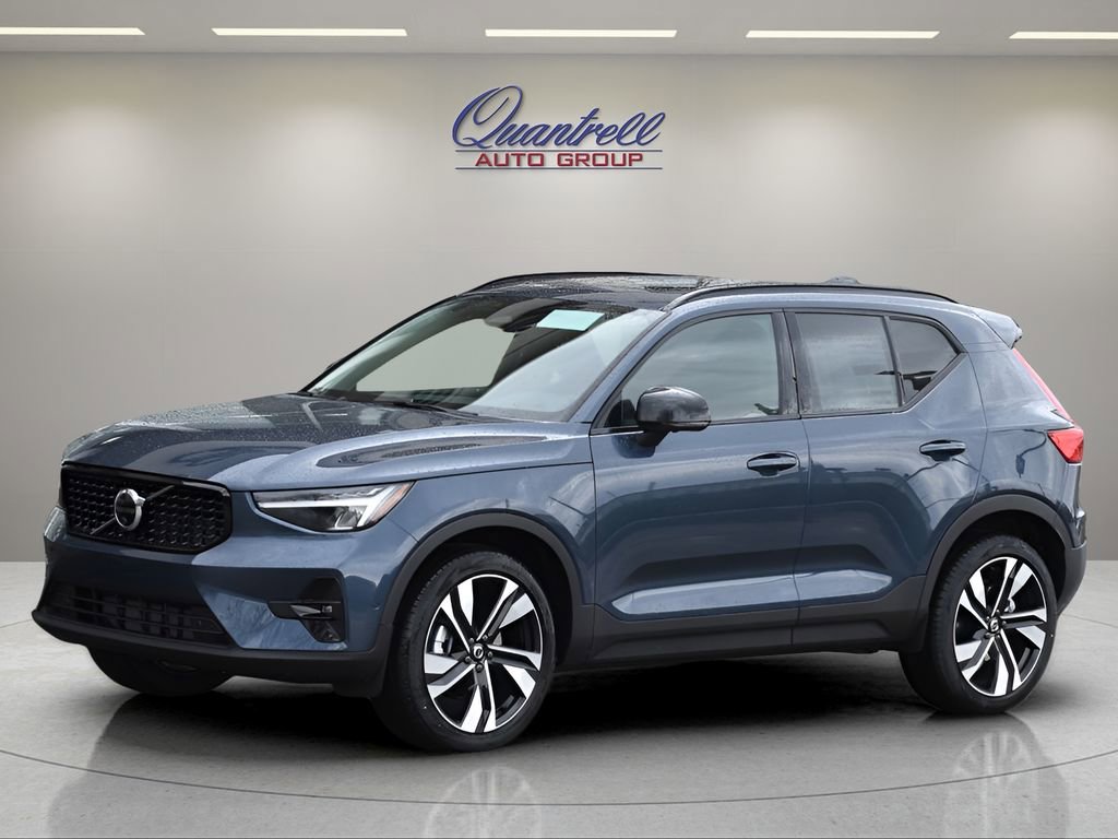 New 2026 Volvo XC40 B5 Plus w/ Protection Package Premier image 8