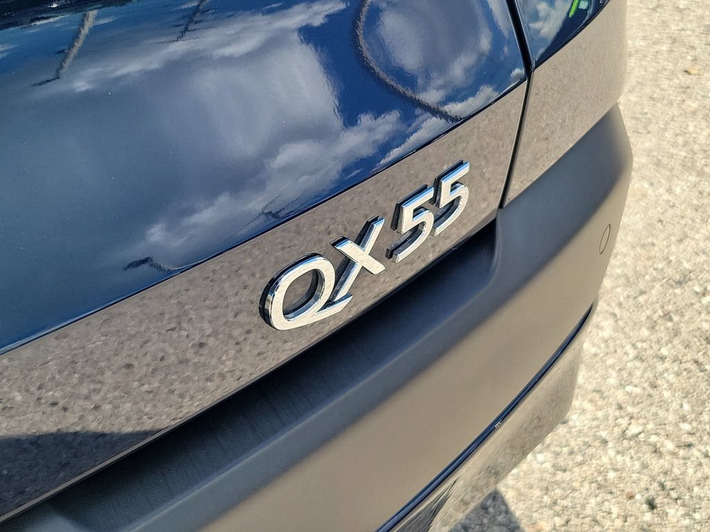 Used 2023 INFINITI QX55 Sensory w/ Lighting Package AWD/4WD image 9