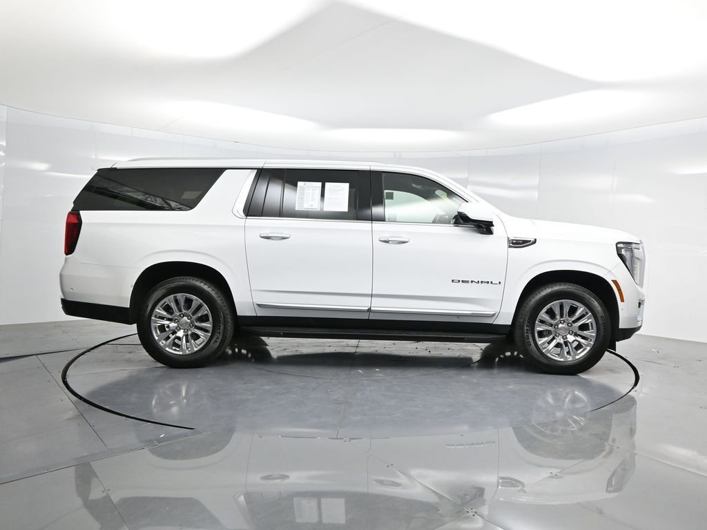 Used 2025 GMC Yukon XL Denali image 46