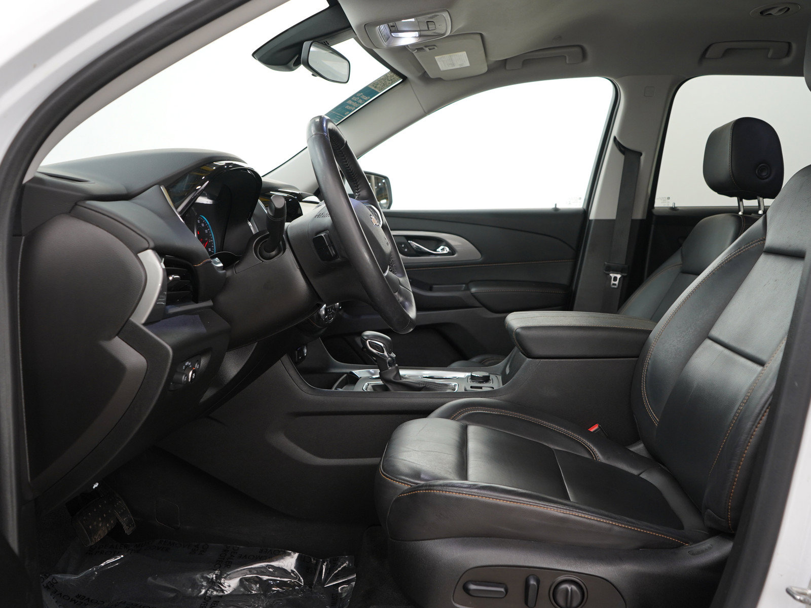 Used 2021 Chevrolet Traverse LT w/ LPO, Floor Liner Package AWD/4WD image 21