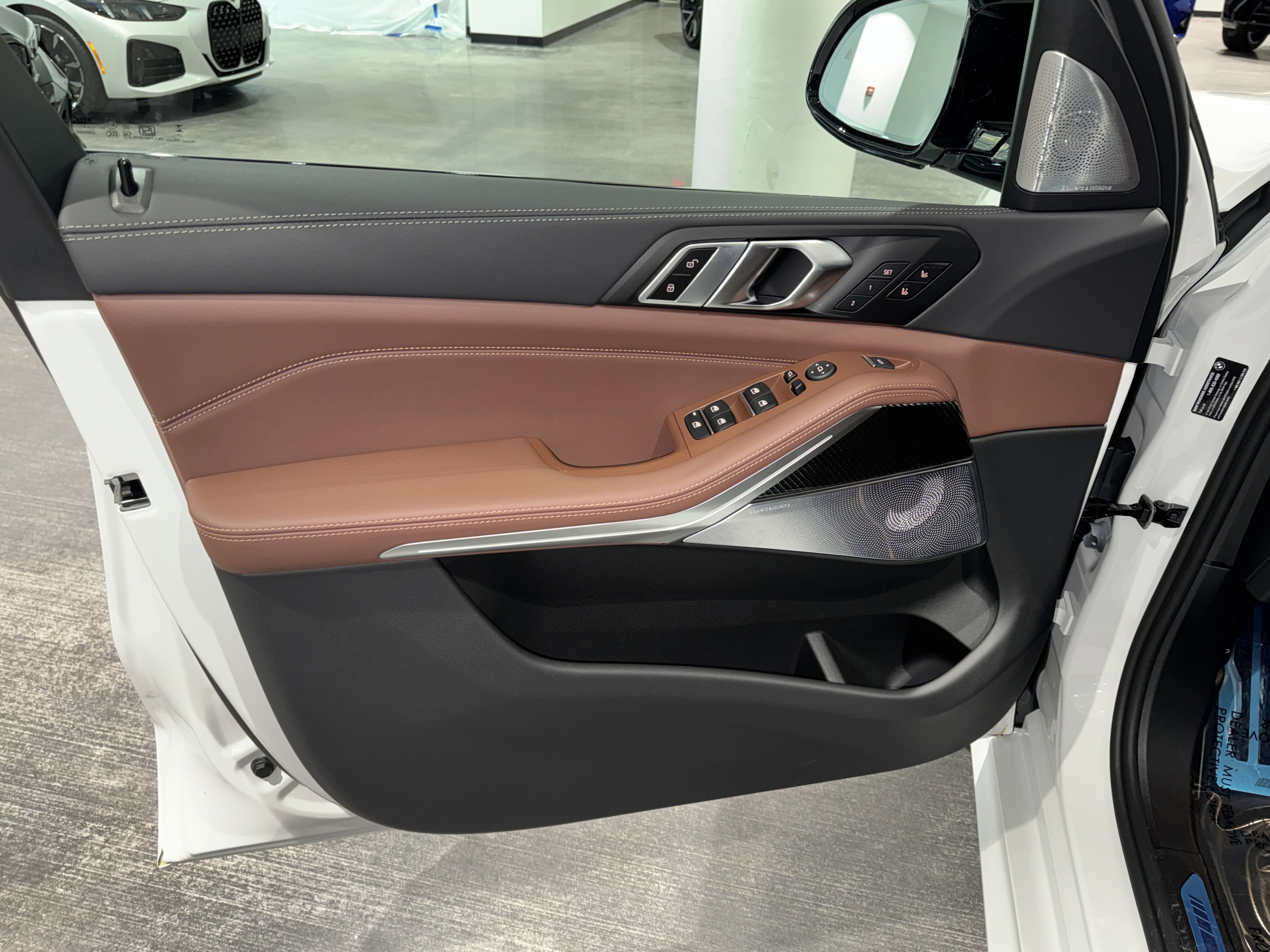 New 2026 BMW X5 M60i image 13