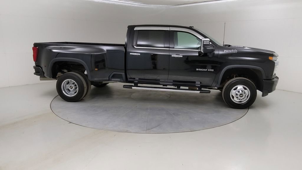 Used 2022 Chevrolet Silverado 3500 High Country image 13