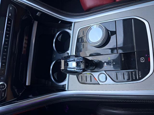 Used 2022 BMW M850i xDrive Coupe w/ Driving Assistance Package image 21